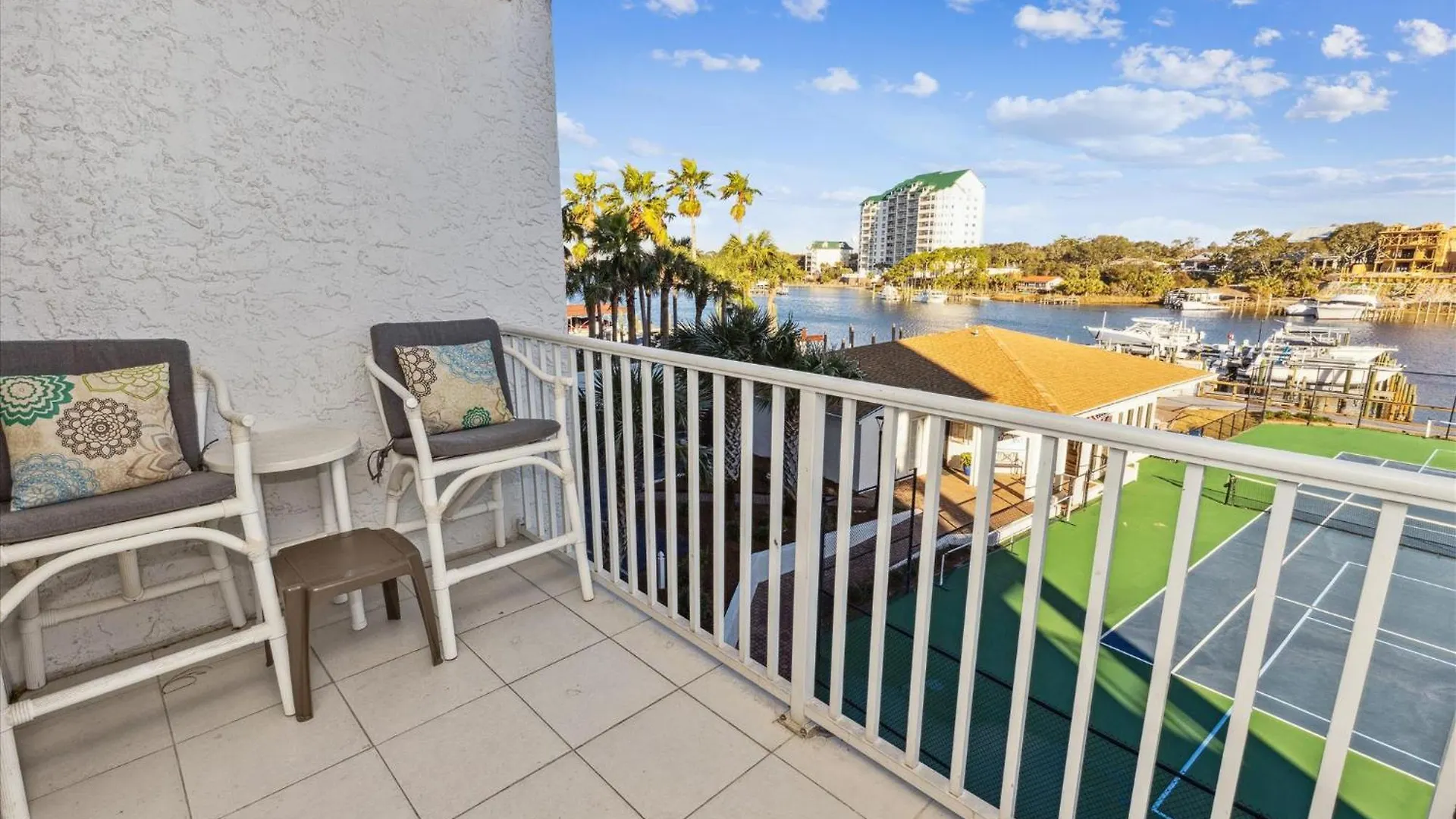 Dolphin Point 303A- By Holiday Isle Properties Destin 0*,