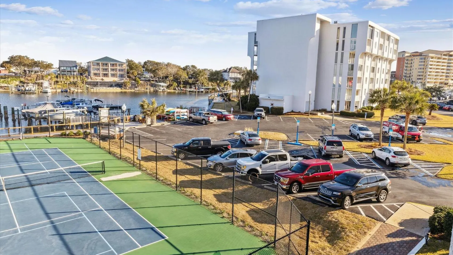 Dolphin Point 303A- By Holiday Isle Properties Destin United States