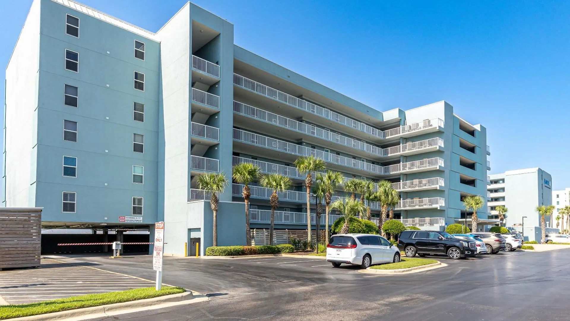 Apartment Dolphin Point 303A- By Holiday Isle Properties Destin