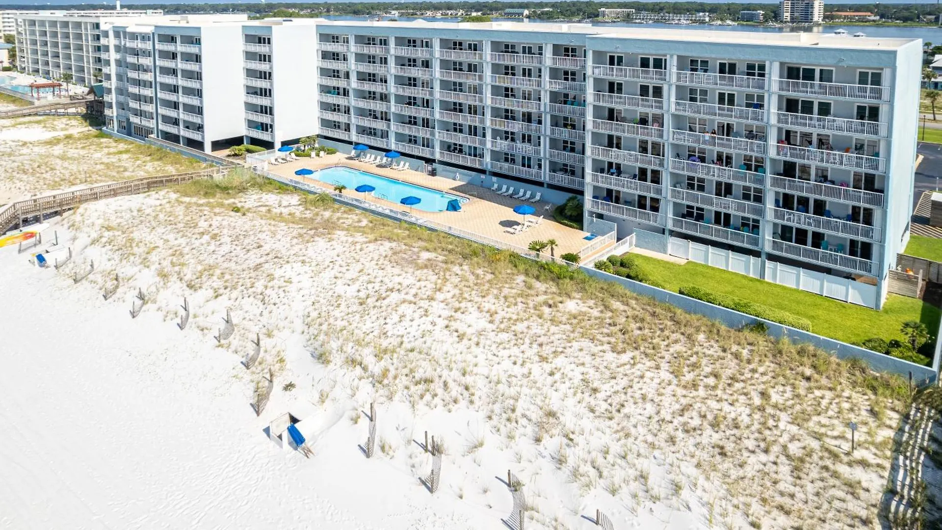Dolphin Point 303A- By Holiday Isle Properties Destin Apartment