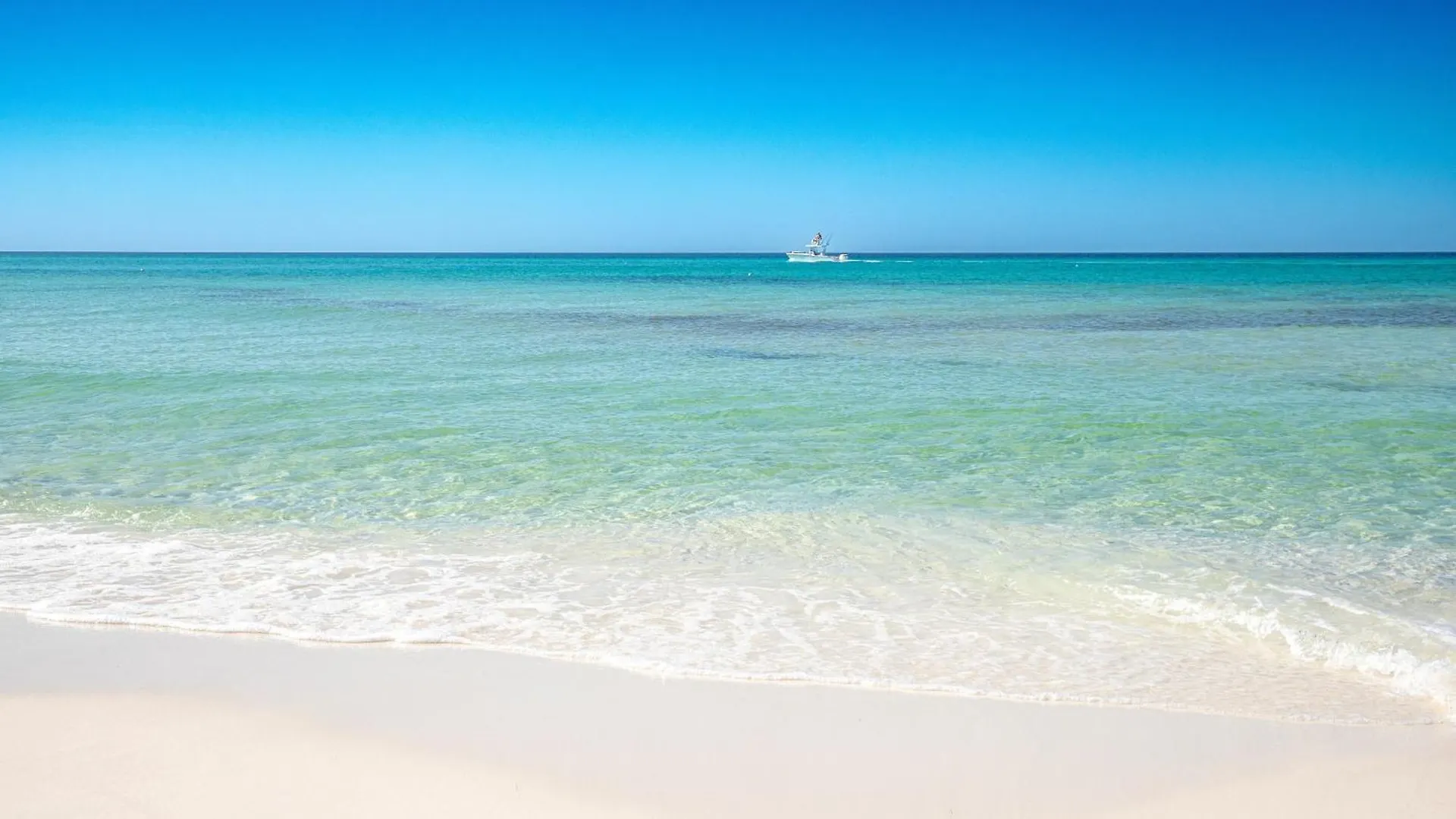 Dolphin Point 303A- By Holiday Isle Properties Destin Apartment