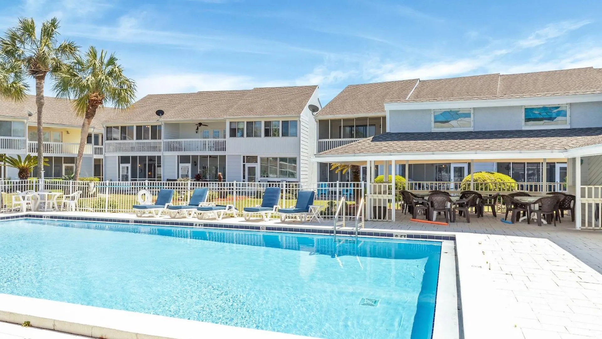 Dolphin Point 303A- By Holiday Isle Properties Destin